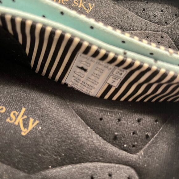 Loly in the Sky Bow Flats - Picture 5 of 10